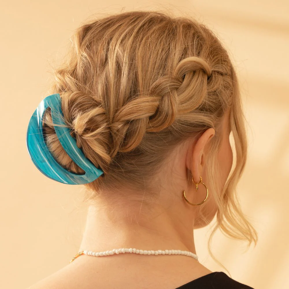 Coastal Medium D Shape Hair Claw Clip - Image 2