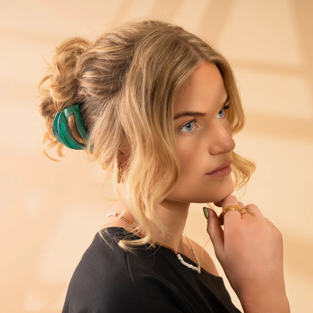 Coastal Small D Shape Hair Claw Clip - Image 3