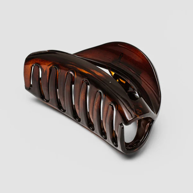 Medium D Shape Hair Claw Clip - Image 3