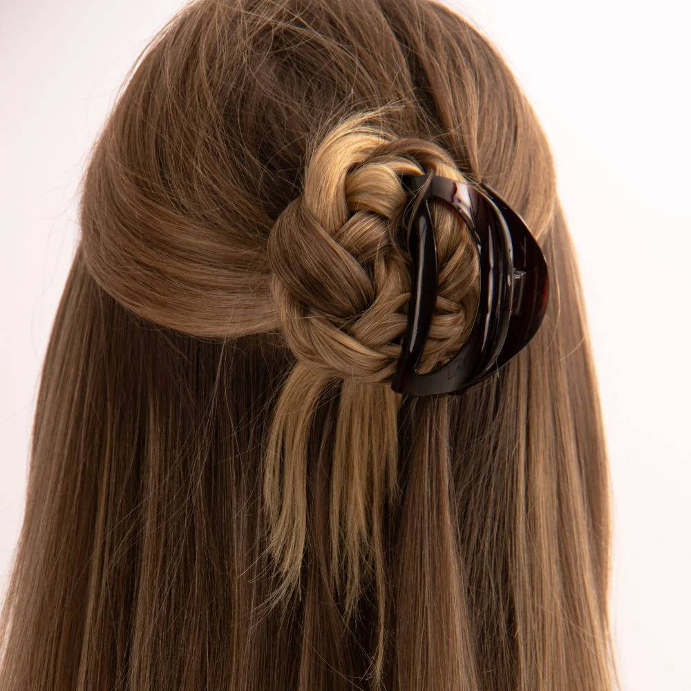 Small D Shape Hair Claw Clip - Image 2